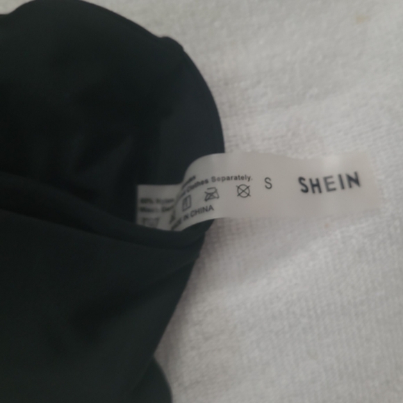 Random Bikini Bundle XS/S - Picture 3 of 5